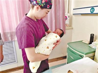 聲聲啼哭清亮 蘭州第一批“20后”閃亮登場！