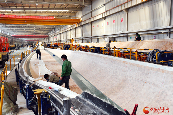 “擰緊”防控閥 打出“組合拳”——玉門市三向發(fā)力推動(dòng)疫情防控、復(fù)工復(fù)產(chǎn)、脫貧攻堅(jiān)齊頭并進(jìn)（圖）