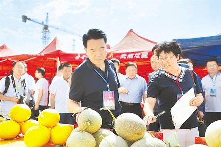 【代表委員履職故事】馬忠明委員：讓現(xiàn)代農業(yè)邁出新步伐