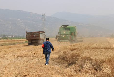 蘭州農(nóng)機安全監(jiān)理確?！叭摹卑踩a(chǎn)