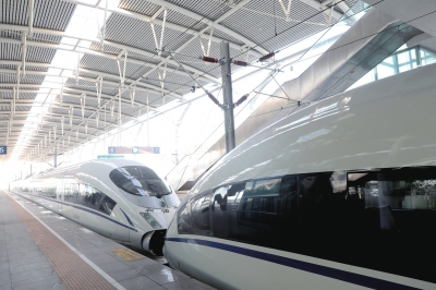 西銀客專甘寧段開(kāi)啟重聯(lián)動(dòng)車(chē)組逐級(jí)提速試驗(yàn)