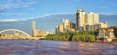 護(hù)好黃河水 保衛(wèi)蘭州藍(lán) 再造金城綠——蘭州市加強(qiáng)黃河流域生態(tài)保護(hù)、推進(jìn)高質(zhì)量發(fā)展綜述