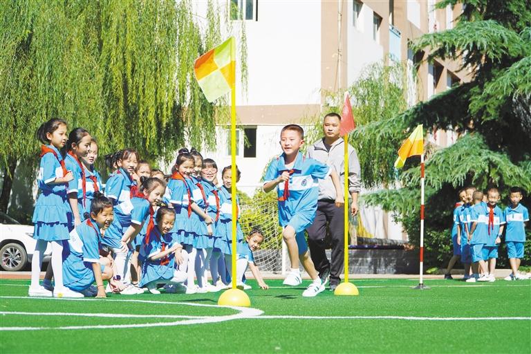 我們開學(xué)了！