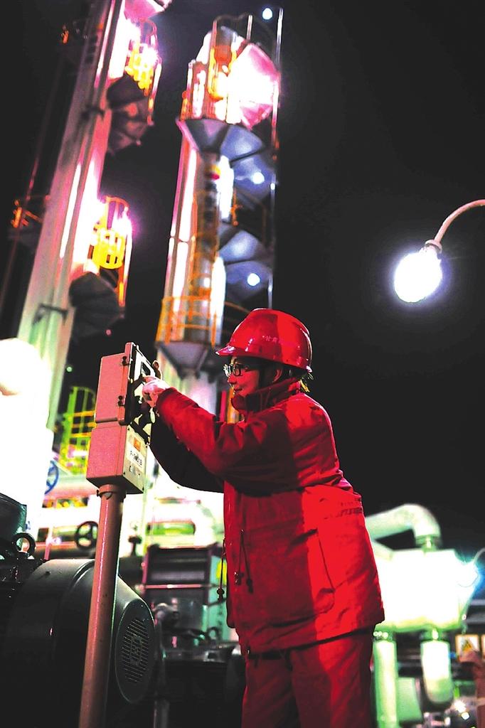 蘭州熱電公司提前開閘送熱鍋爐、管網(wǎng)運行狀況良好