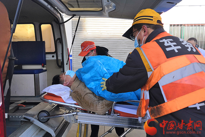 19分鐘緊急救援，永登車站為旅客開辟生命通道