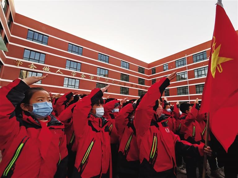 “犇”向新學(xué)期！來看蘭州娃的開學(xué)第一課