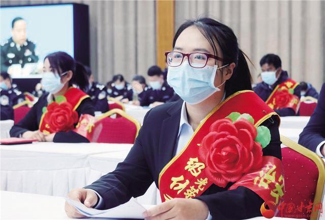 村莊的“守護者”百姓的“貼心人”——記皋蘭縣石洞鎮(zhèn)魏家莊村黨支部副書記陽娟