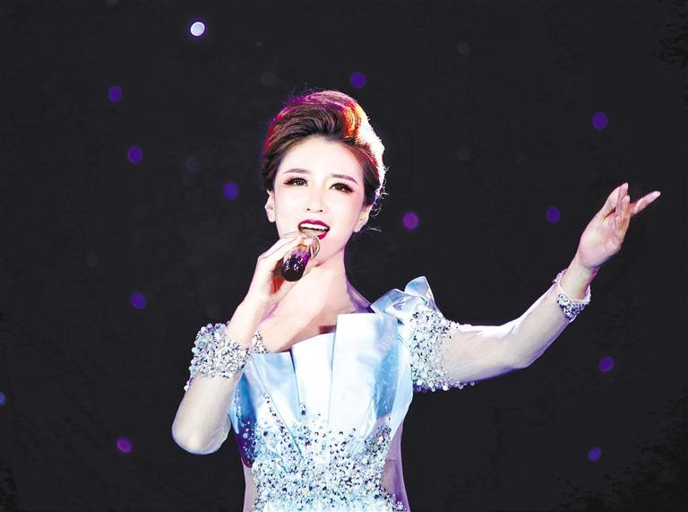 平?jīng)雠處煼嚼贅s獲國(guó)際聲樂大賽銀獎(jiǎng)