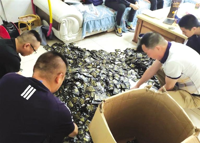 “減肥咖啡”竟含違禁藥 蘭州警方破獲特大網(wǎng)絡(luò)生產(chǎn)、銷(xiāo)售有毒、有害食品案