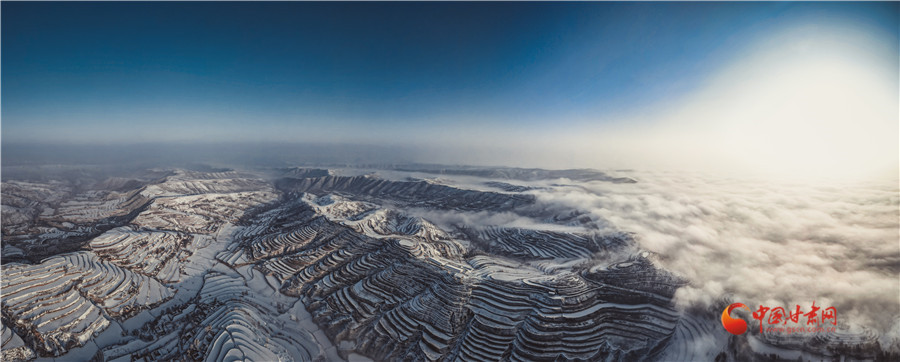 【隴拍客】蘭州榆中：穿越云?？刺萏?雪后家園似仙境