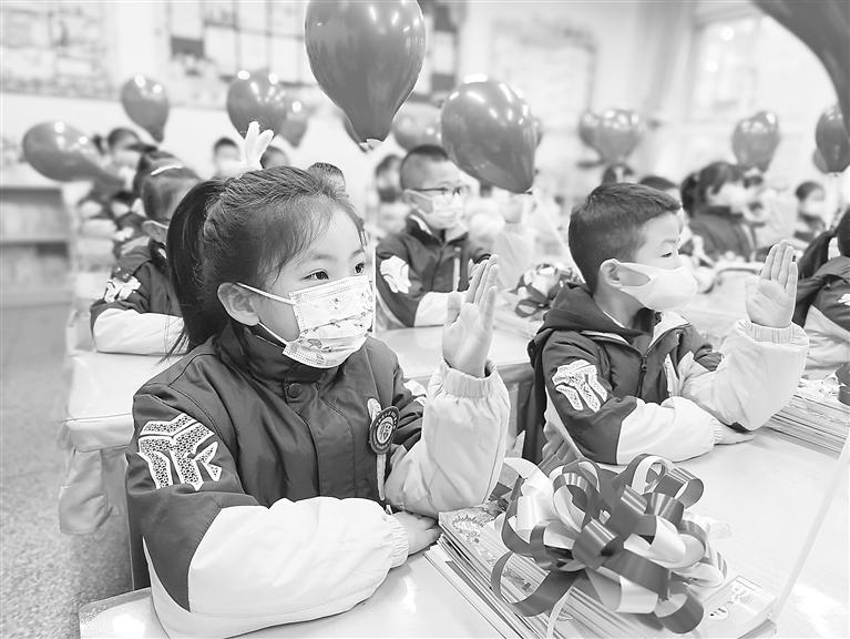 蘭州寧臥莊小學(xué)：滿滿儀式感 迎來(lái)新學(xué)期