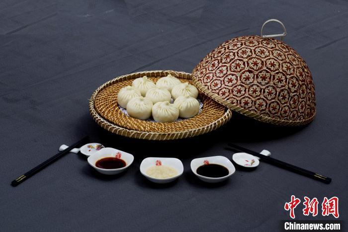 圖為甘肅臨夏回族自治州美味——河州包子。(資料圖) 臨夏州委宣傳部供圖