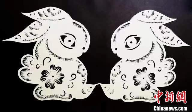 圖為甘肅“非遺人”創(chuàng)作的剪紙兔。(資料圖) 甘肅省非遺保護中心供圖