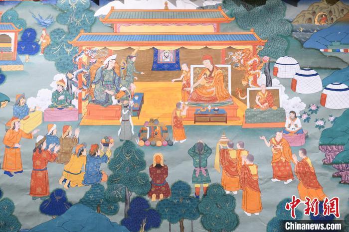 8月20日，在蘭州市博物館展出的大型歷史題材卷軸唐卡“涼州會盟”?！〈魑牟?攝