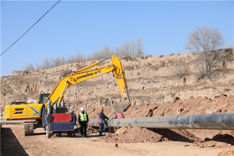 臨洮縣洮陽水廠農(nóng)村供水鞏固提升暨城區(qū)第二水源工程現(xiàn)場。_副本.jpg